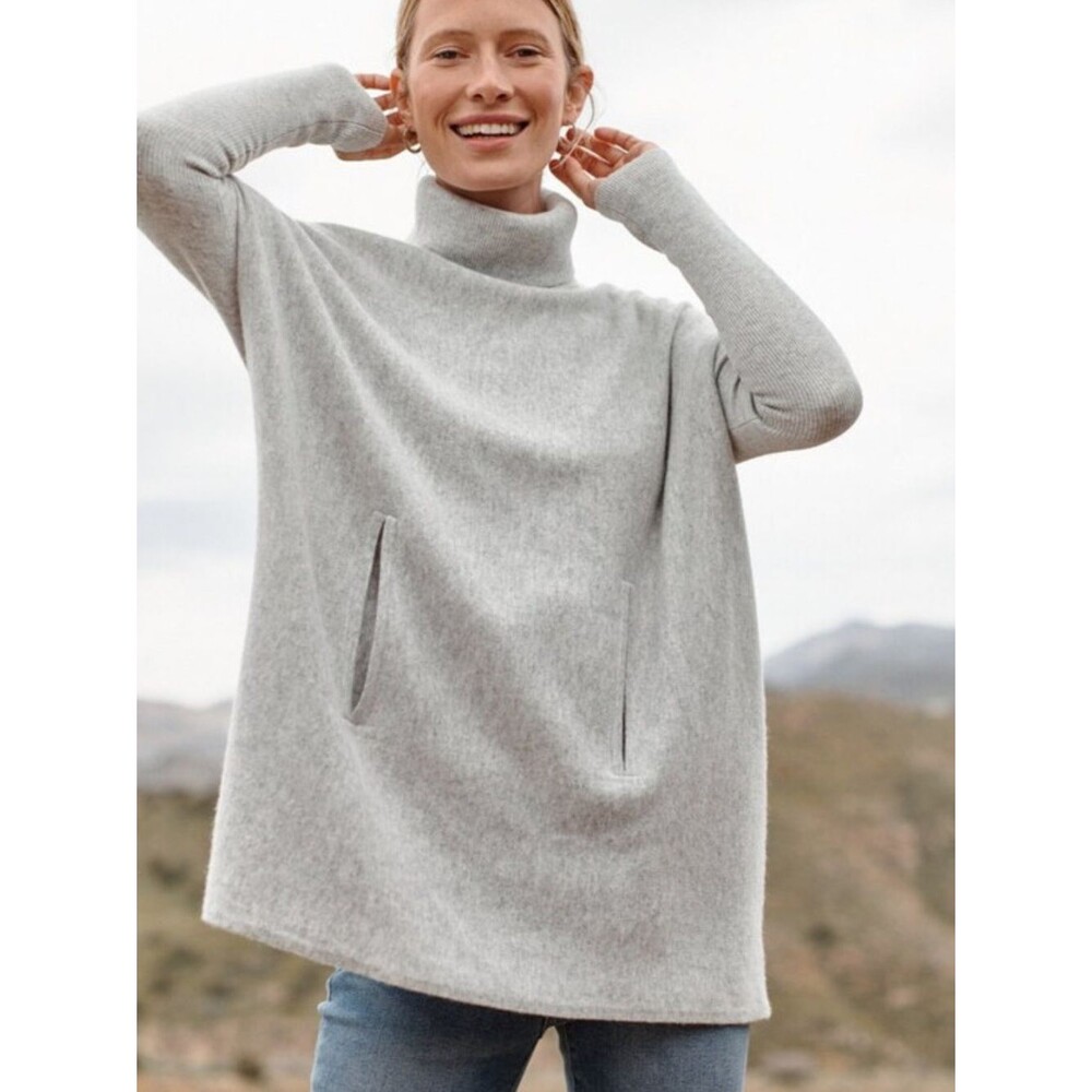 Garnet Hill Light Gray Turtleneck Front Pocket Wool Cashmere Sweater